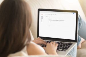 Como escrever um e-mail formal para solicitar uma vaga de emprego