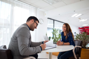 Segundo estudos, aparência pode impactar entrevista de emprego