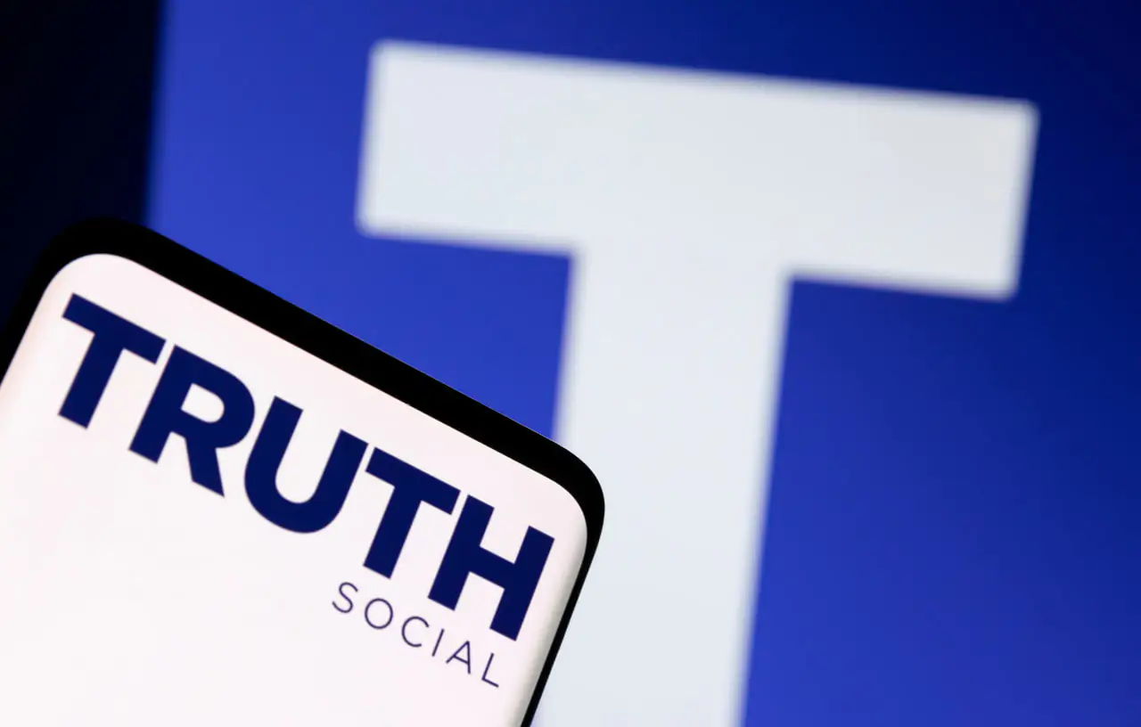 Truth Social’s Bitcoin and Ethereum ETF Put on Hold by SEC