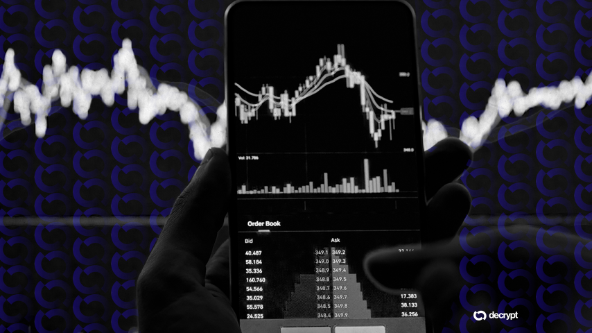 Dogecoin and Solana Are Hot—Here's What the Charts Say