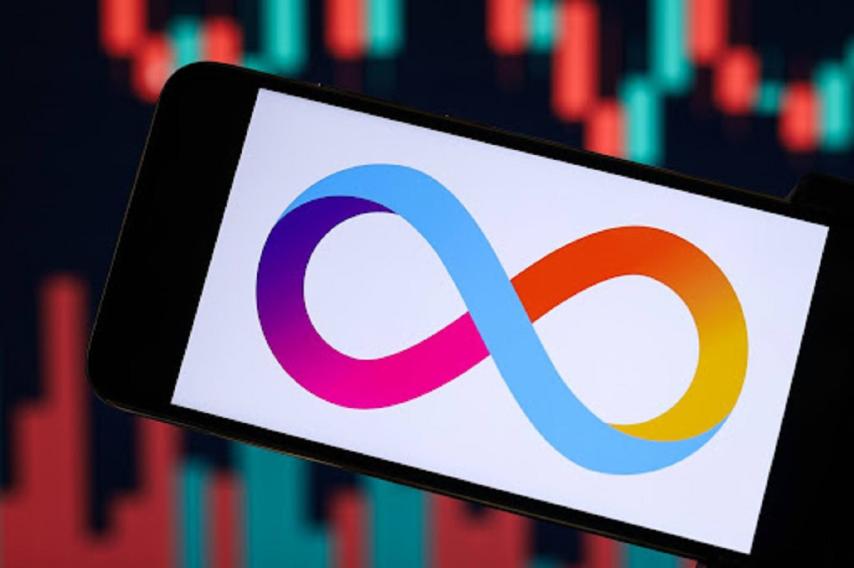 Crypto’s Top 10 AI & Big Data Projects: ICP, Chainlink, and NEAR Lead Development Rankings