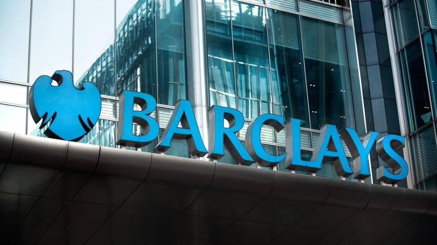 Barclays Targets Stablecoin Infrastructure as Banks Move Onchain