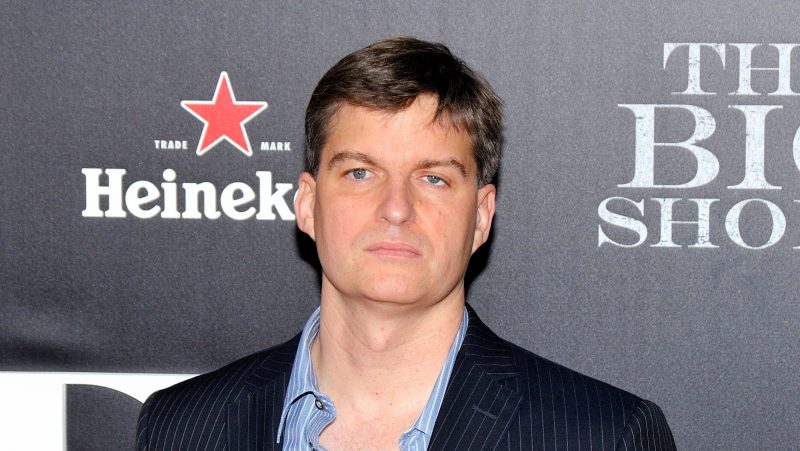 Michael Burry warns of bubble signs, advises cutting tech exposure