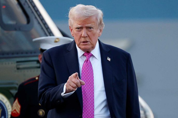 Trump calls reporter 'dumb' amid White House ballroom expansion defense